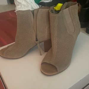 TOMS BOOTIES
